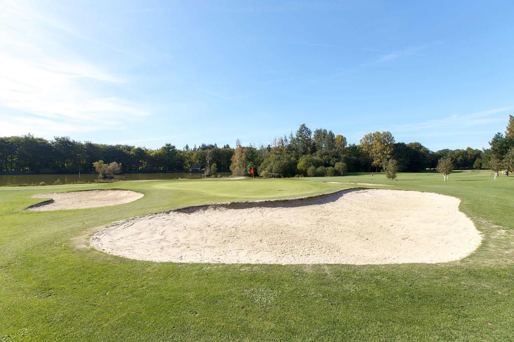 Les Ormes Domaine Et Resort Epiniac Exteriér fotografie