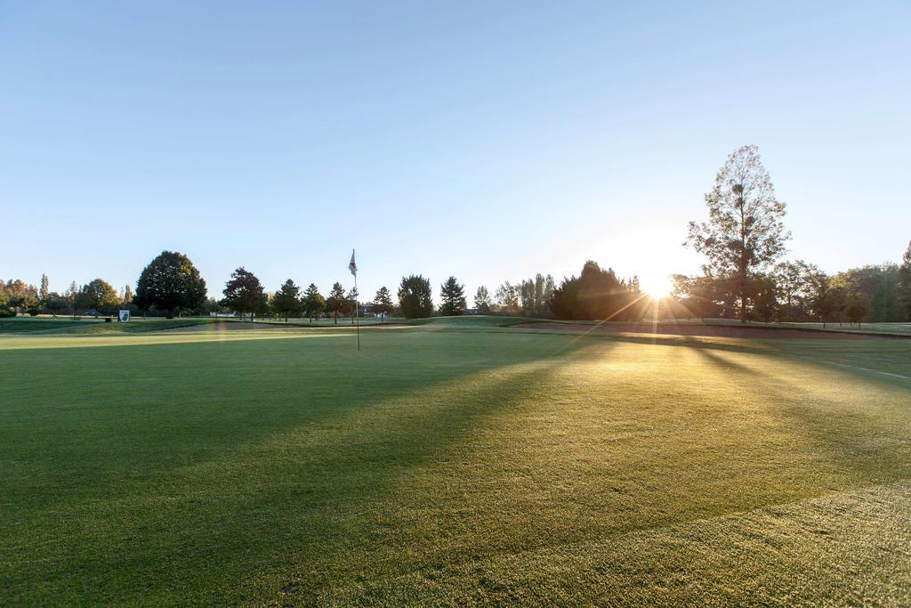 Les Ormes Domaine Et Resort Epiniac Exteriér fotografie