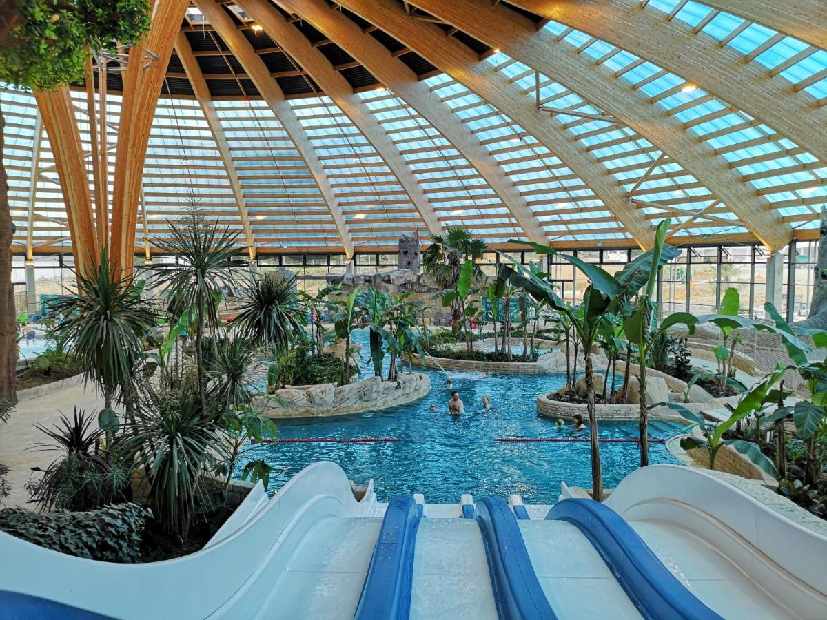 Les Ormes Domaine Et Resort Epiniac Exteriér fotografie