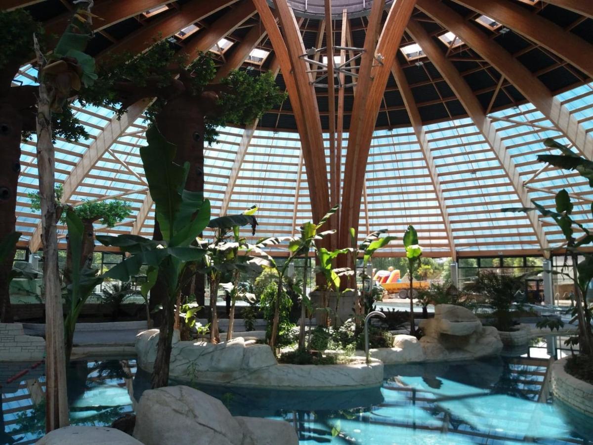 Les Ormes Domaine Et Resort Epiniac Exteriér fotografie