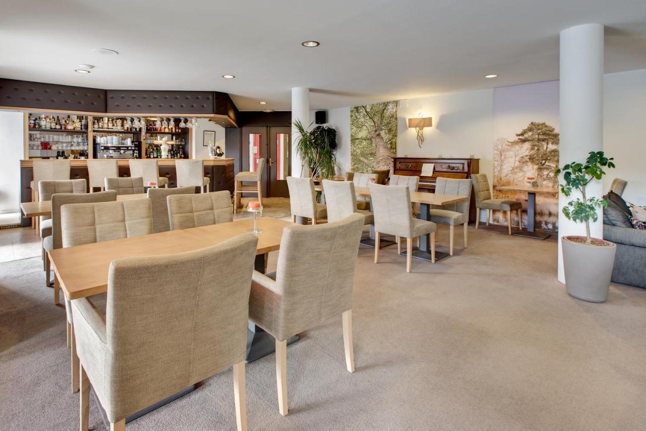 Les Ormes Domaine Et Resort Epiniac Exteriér fotografie