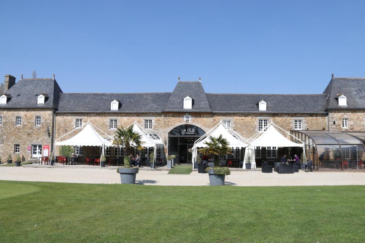 Les Ormes Domaine Et Resort Epiniac Exteriér fotografie
